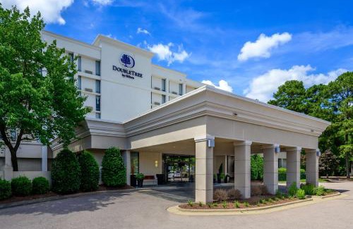 Northeast Raleigh Hotel | Enjoy Comfort at DoubleTree by Hilton Raleigh Midtown