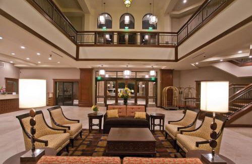 Montebello Hotel | Explore DoubleTree by Hilton Rosemead with Oceanfront Views