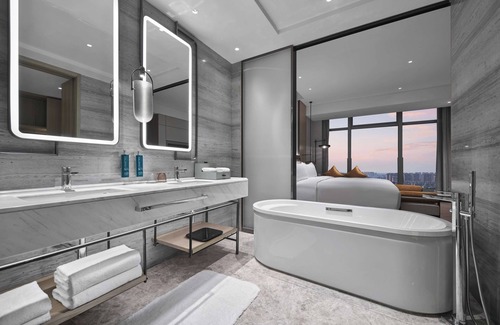 Nantong Hotel | Discover Doubletree By Hilton Rugao: Top-Rated with Pool & Spa