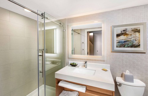 Wetmore Hotel | Inviting DoubleTree by Hilton San Antonio Northwest Hotel