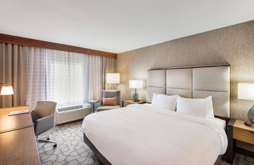 Wetmore Hotel | Inviting DoubleTree by Hilton San Antonio Northwest Hotel