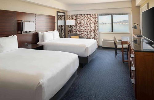 Burlingame Hotel | Comfortable DoubleTree by Hilton San Francisco Airport Stay