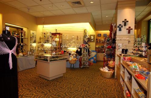North San Antonio - SAT Hotel | Comfortable Stay at DoubleTree by Hilton San Antonio Airport