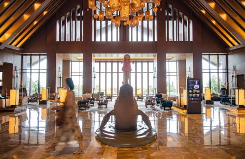 Chengqu District Resort | Relax at DoubleTree by Hilton Shanwei with Oceanfront Views