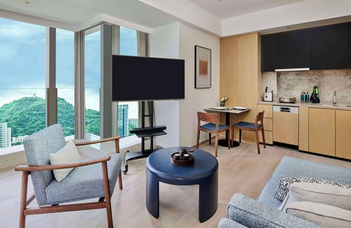 Bao'an Hotel | Relax at Doubletree by Hilton Shenzhen Airport Residences