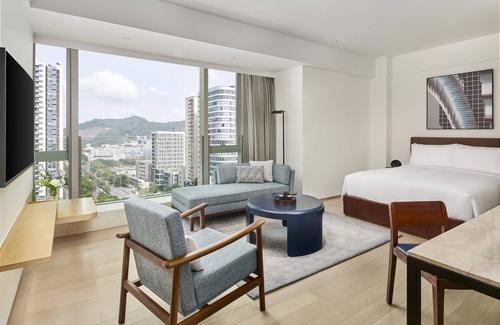 Bao'an Hotel | Relax at Doubletree by Hilton Shenzhen Airport Residences