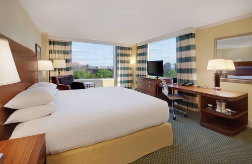 Stamford Hotel | Hilton Stamford Hotel with Pool, Spa & Meeting Center