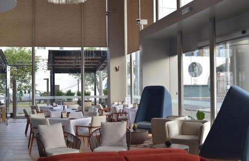Victor Larco Herrera Hotel | Oceanfront Comfort at Doubletree By Hilton Trujillo