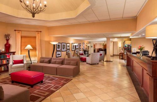 Vancouver Hotel | Comfort and Convenience at DoubleTree by Hilton Vancouver