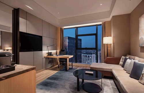 Hanjiang District Hotel | Inviting Doubletree by Hilton Yangzhou with Pool & Spa