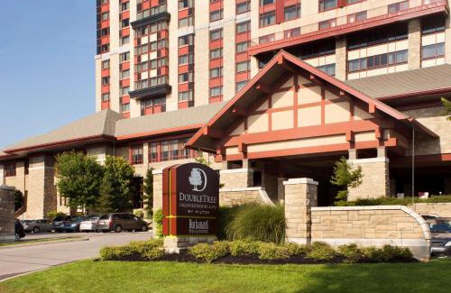 Fallsview Resort | Relax at DoubleTree Fallsview Resort & Spa - Niagara Falls