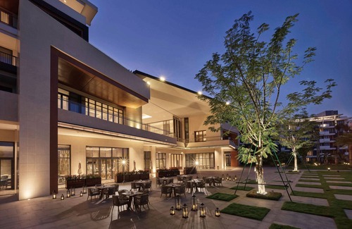 Wanning Resort | Relax at Doubletree Resort By Hilton Hainan - Xinglong Lakeside