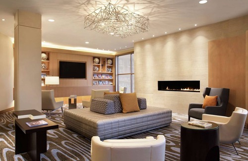 Allston Hotel | Discover Comfort at DoubleTree Suites by Hilton Boston