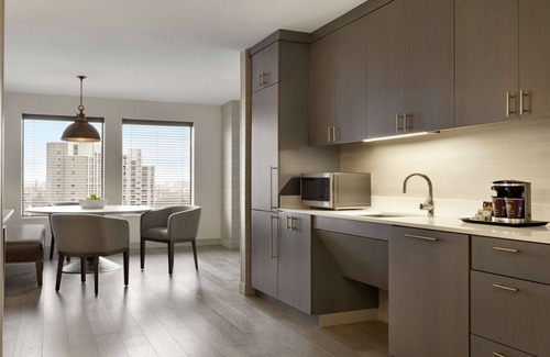 Allston Hotel | Discover Comfort at DoubleTree Suites by Hilton Boston