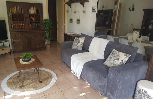 Fabron House | Discover Douceur d'Azur: Family-Friendly Getaway Awaits