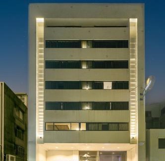 East District Hotel | Family-Friendly Doudian DDiNN Hotel with Great Reviews