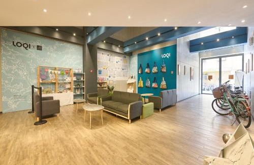 East District Hotel | Family-Friendly Doudian DDiNN Hotel with Great Reviews