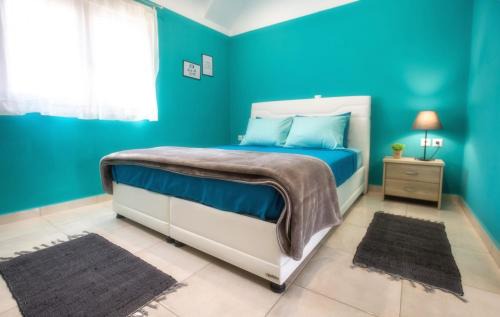 Skala Marion Apartment | Oceanfront Retreat at Doukas Apartments: Guest Rated 9.5
