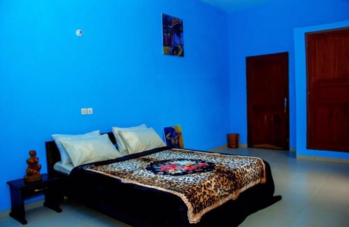 Cotonou Bed & Breakfast | Comfortable Family Stay at DOUM RÉSIDENCE