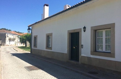 Carrazeda de Ansiaes House | Explore Douro House with Spa & Family-Friendly Amenities