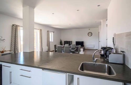 Melres House | Unforgettable Stay at Douro View by Interhome with Spa