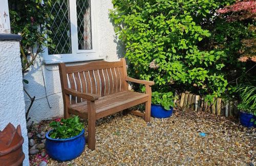 Llanfair Talhaiarn House | Delightful Dove Cottage: 4-Star Stay with Family-Friendly Amenities