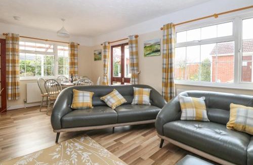 Martham House | Experience Dove's Nest: 4-Star Family-Friendly Retreat
