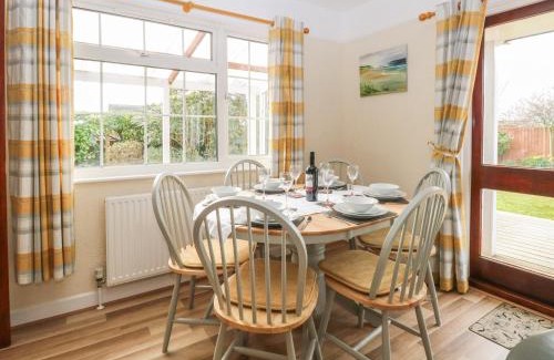 Martham House | Experience Dove's Nest: 4-Star Family-Friendly Retreat