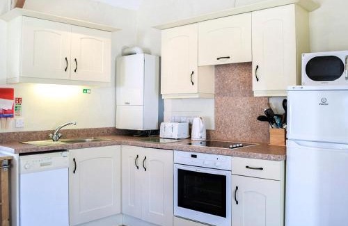 Lydstep House | Discover Dovecotes - A Family-Friendly Retreat Awaits