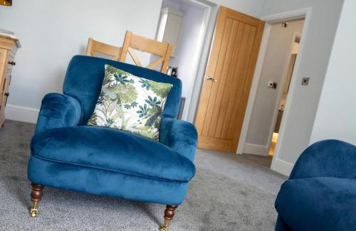 Ashbourne Apartment | Experience Dovedale: A 5-Star Gem with Perfect Reviews