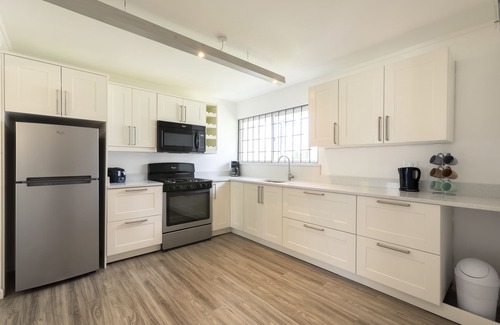 Dover Apartment | Experience Dover Woods Apartments with Ocean Views & Breakfast