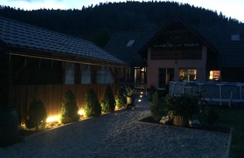 Dobsinska Masa House | Discover Dovolenkový dom Čarnica with Pool & Hot Tub