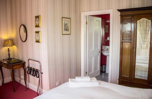 Crook Bed & Breakfast | Pet-Friendly Dowfold House Bed and Breakfast - 4 Stars