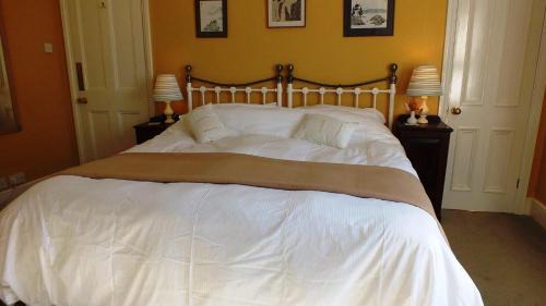 Crook Bed & Breakfast | Pet-Friendly Dowfold House Bed and Breakfast - 4 Stars