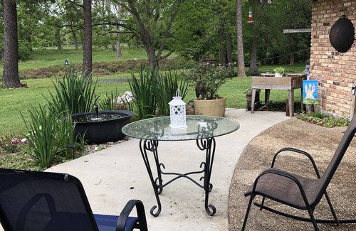 Ventress House | Explore Down on the Bayou: Rated 10/10, Family-Friendly Stay