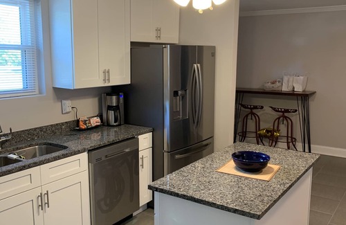 Tybee Island House | Walk to the Beach at Down on the Corner - Rated 10/10