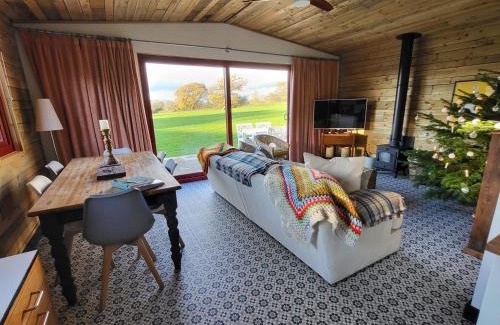 Congresbury House | Enchanted Retreat: Down the Rabbit Hole with Pet & Child Perks