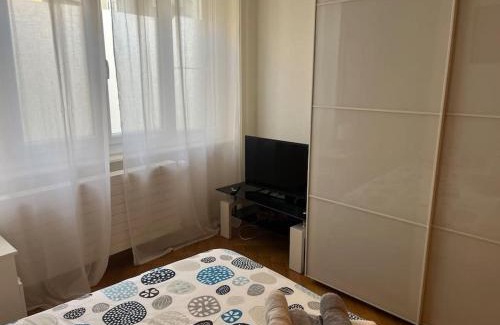 Lausanne Apartment | Budget-Friendly Downtown Studio with 8.1/10 Guest Rating