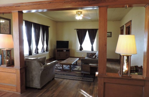 Ross Other | Experience Thrilling Hunts and Relaxation in Downs, KS