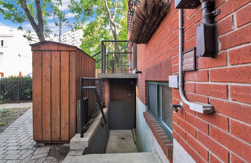 Old Town Apartment | Cozy Downtown 1 Bedroom Apartment - Family Friendly Stay