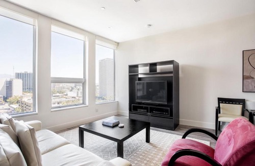 City West Apartment | Downtown 2BR Retreat with Pool & Gym Near Convention Center
