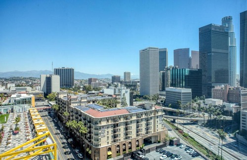 City West Apartment | Downtown 2BR Retreat with Pool & Gym Near Convention Center