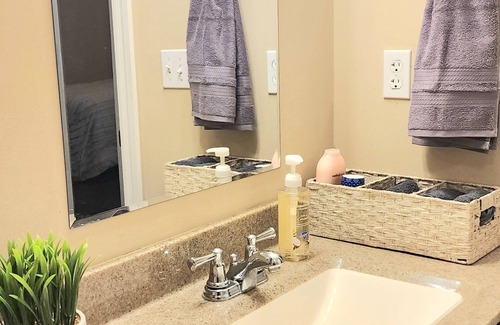 Columbia Apartment | Downtown 9th St. 4 Bedroom Loft
