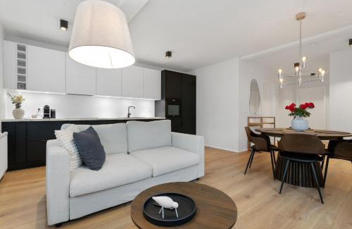 Downtown Apartment | Downtown Apartment with Parking