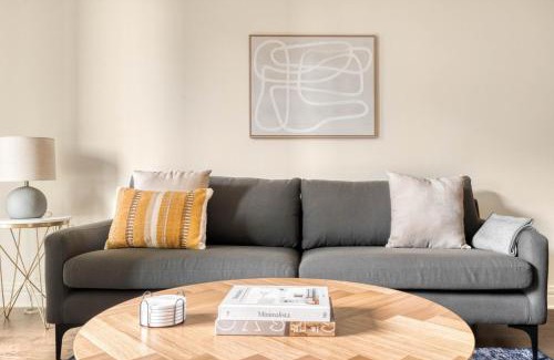 Waller Creek District Apartment | Downtown Austin 1br w gym pool wd nr Capitol ATX-166
