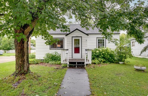 Baudette House | Convenient Downtown Baudette Rental Near Dining Options