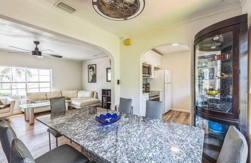 Crescent Lake Apartment | Cozy 2BR Retreat Near Beach and Downtown Attractions