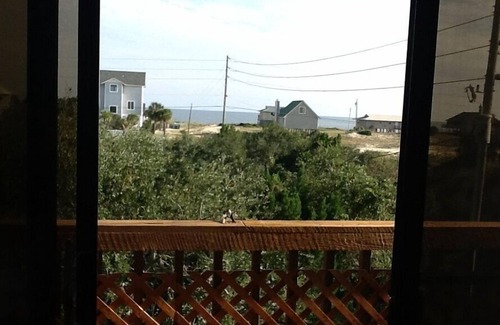 St. George Island House | Pet-Friendly Getaway Steps from the Beach and Downtown!