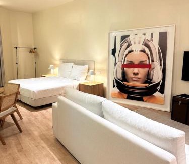 Se Apartment | Pet-Friendly Downtown Collection Apartments II - Rated 9.6/10