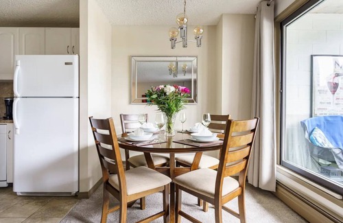Beltline Condo | Prime Downtown Location Near BMO & Stampede Attractions